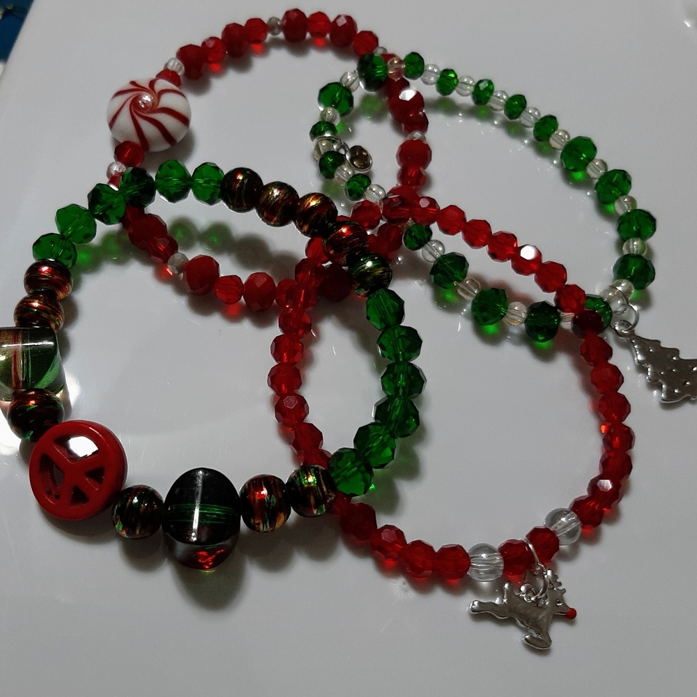 Christmas Beaded Charm Bracelet Stack - image 3